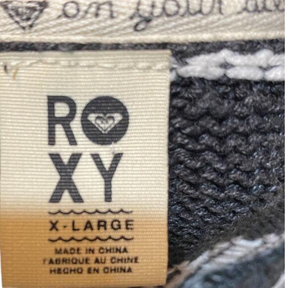 Roxy Black & White Sweater Dress in XL - Picture 5 of 8